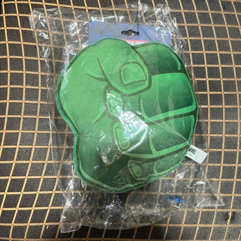 Official Marvel The Hulk dog toy